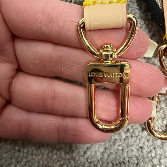 Louis Vuitton Bandoulière Strap - Picture 4 of 12